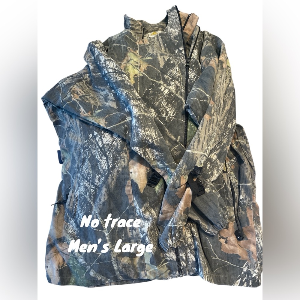 Men’s camo jacket L